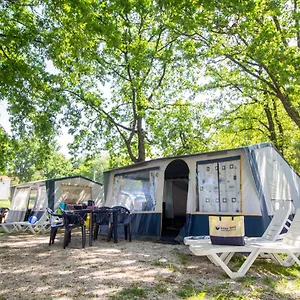 Easyatent Bungalow Tent Polari Vakantiepark
